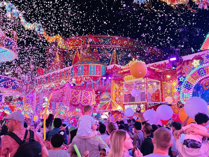 Carnival Magic Phuket Theme Park