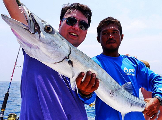 Private Fishing Charter Boat Raya Island